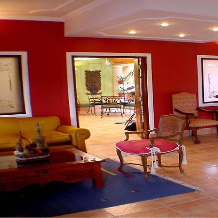 Hotel Puerta Del Rey サンタ・クルス・デ・ラ・シエラ エクステリア 写真
